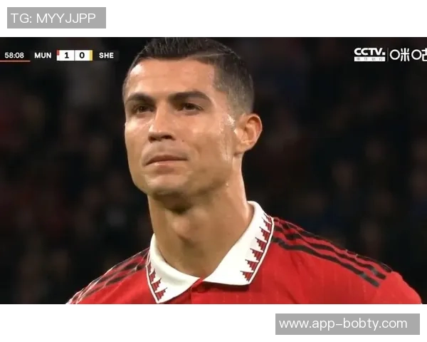 C罗进球因队友脚尖越位被判无效愤怒向裁判讨说法