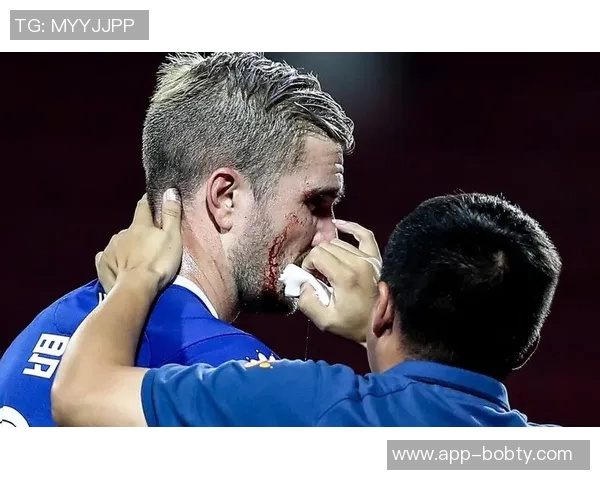 文班双手封盖展现强悍防守紧接连续三分助队打出15-0强势反击 文班双手封盖展现强悍防守紧接连续三分助队打出15-0强势反击